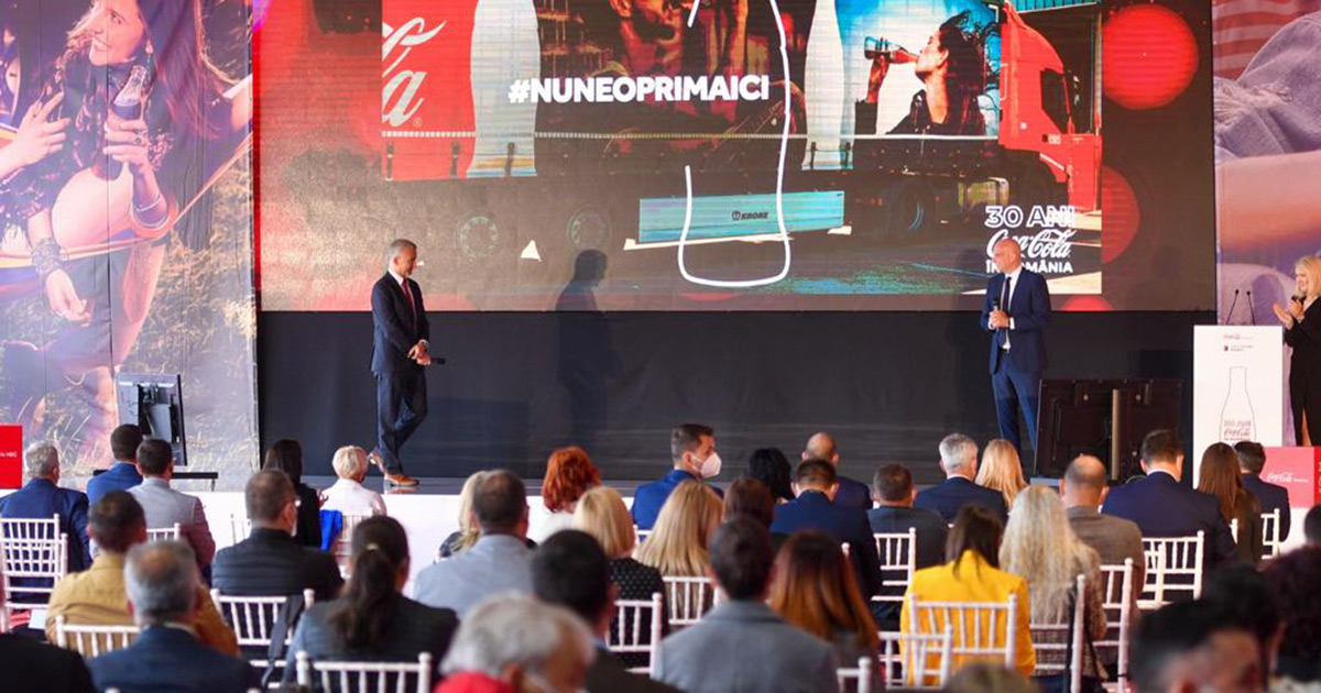 Coca-Cola aniversează 30 de ani de prezență în România